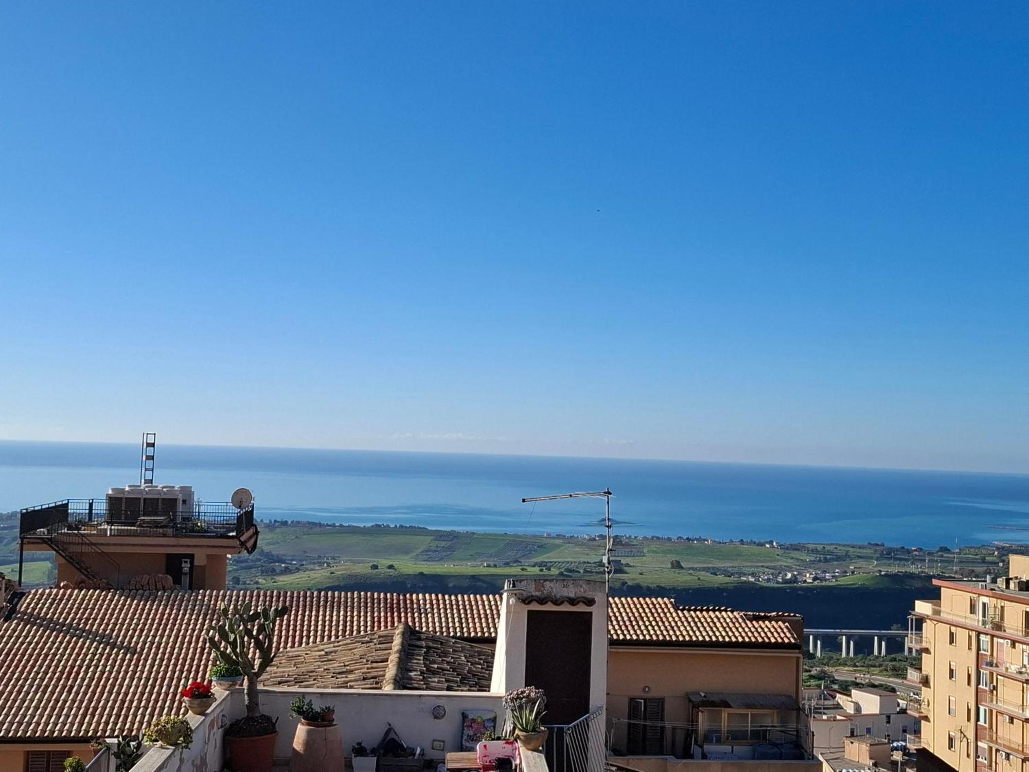 B&B Batara - "La Terrazza Del Centro" Агридженто Экстерьер фото