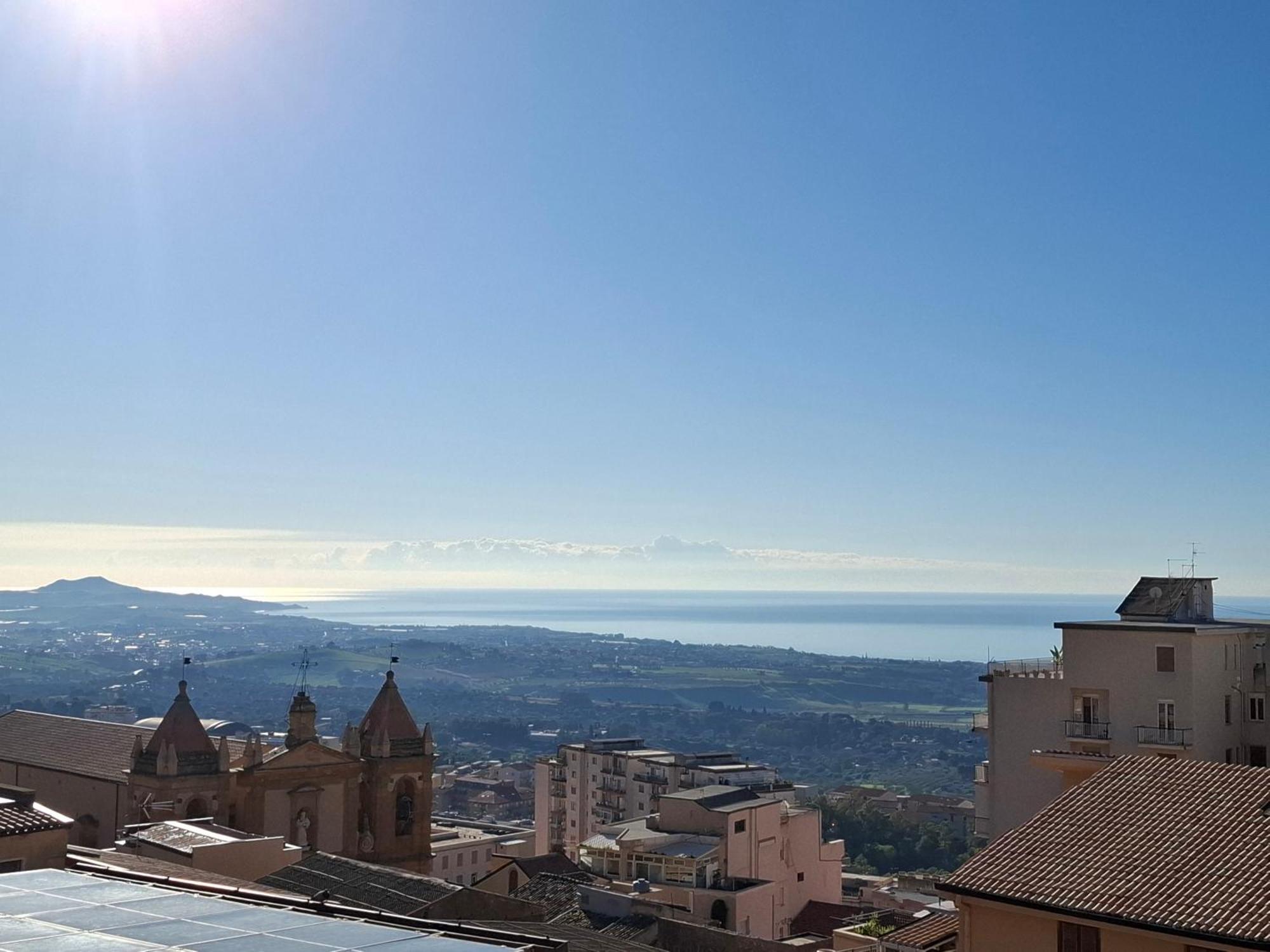 B&B Batara - "La Terrazza Del Centro" Агридженто Экстерьер фото