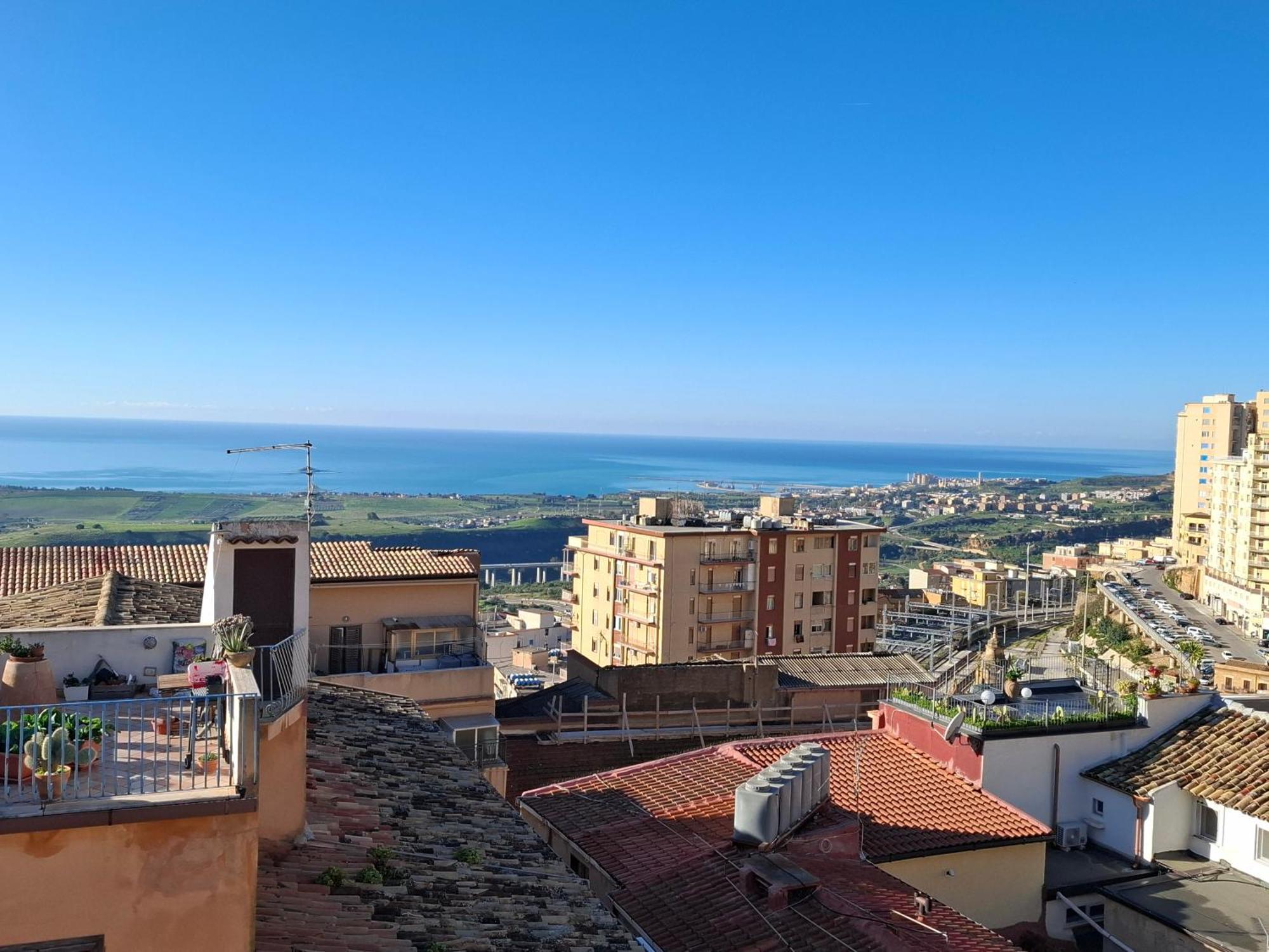 B&B Batara - "La Terrazza Del Centro" Агридженто Экстерьер фото
