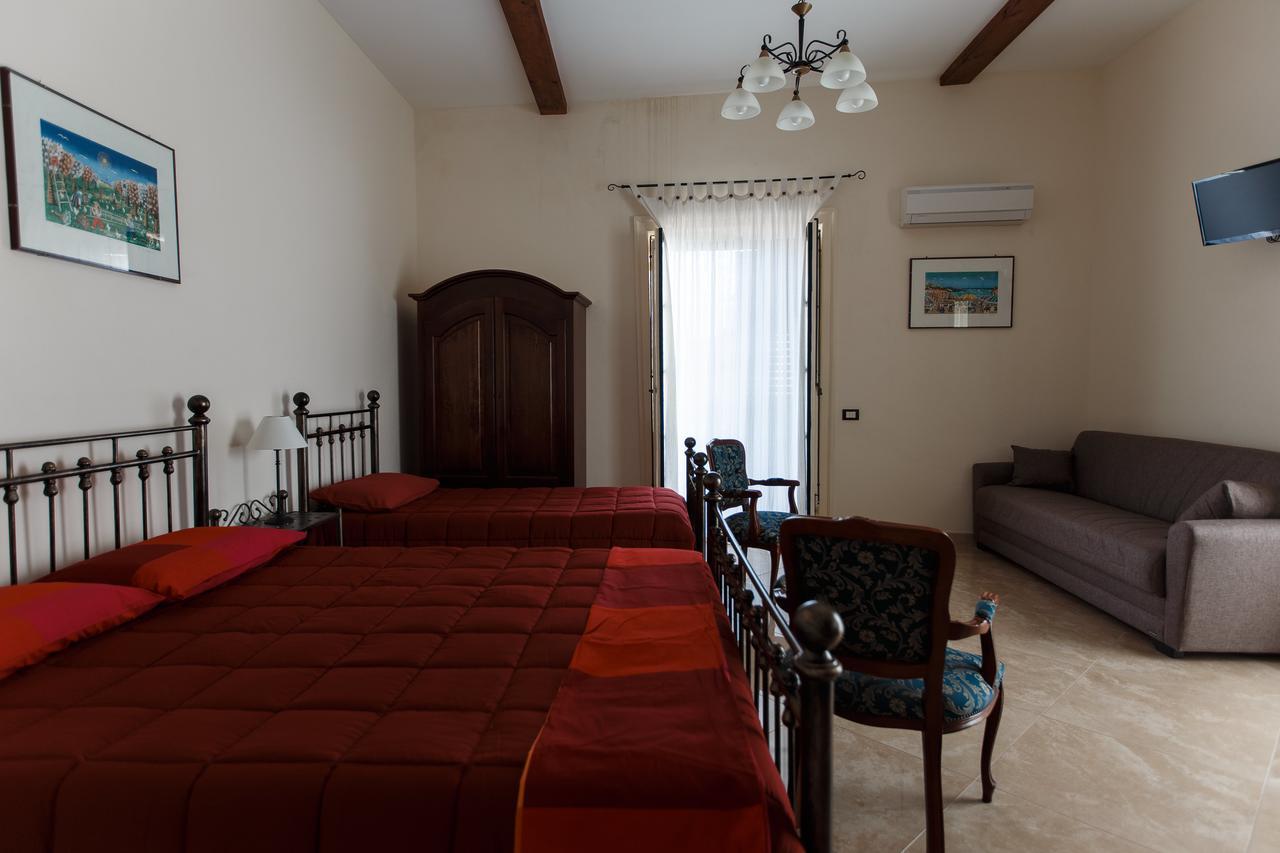B&B Batara - "La Terrazza Del Centro" Агридженто Экстерьер фото